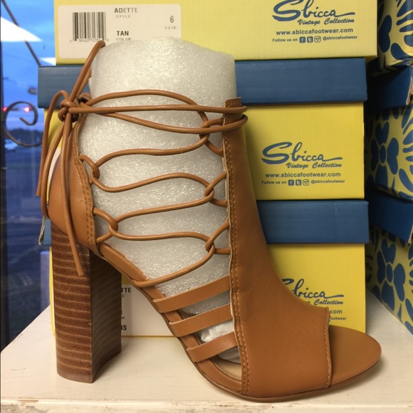 Sbicca Adette block heel lace up tan color LAST FINAL PRICE SALE - Picture 2 of 3